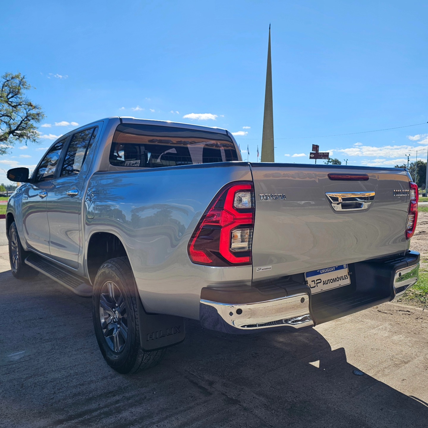 Vehículo en JP Automóviles, Paysandú